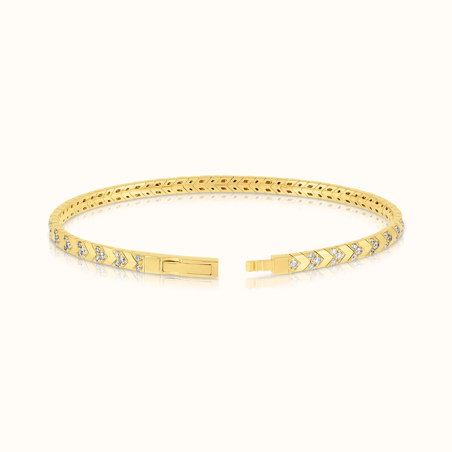 Lab Grown Diamond Arrow Flexible Bangle
