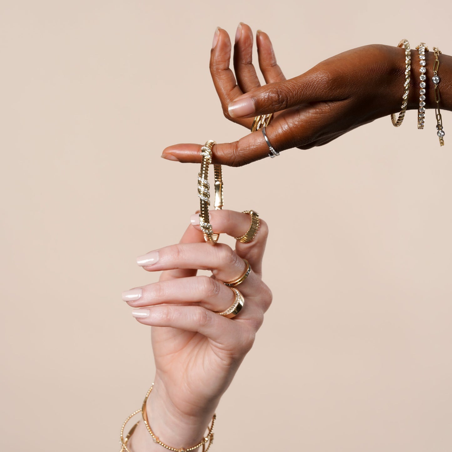 Fluted Flexible Bangle with Lab Grown Diamond Waves