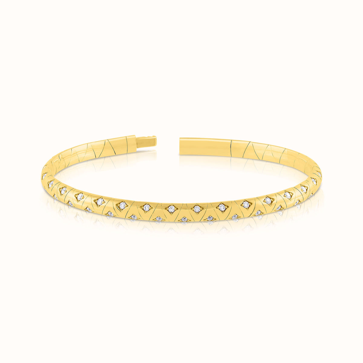 Lab Grown Diamond Studded Bangle