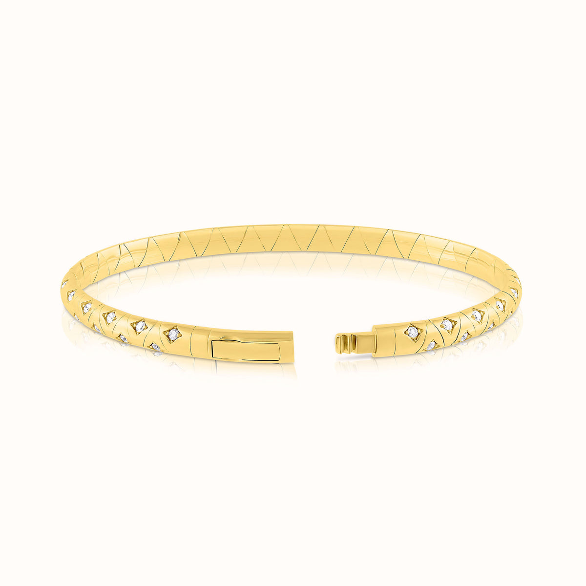 Lab Grown Diamond Studded Bangle