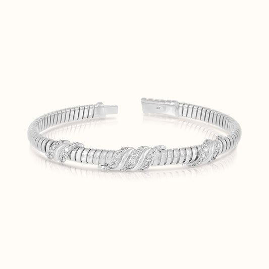 Fluted Flexible Bangle with Lab Grown Diamond Waves