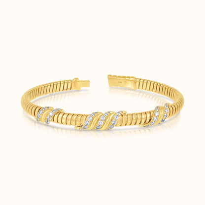 Fluted Flexible Bangle with Lab Grown Diamond Waves