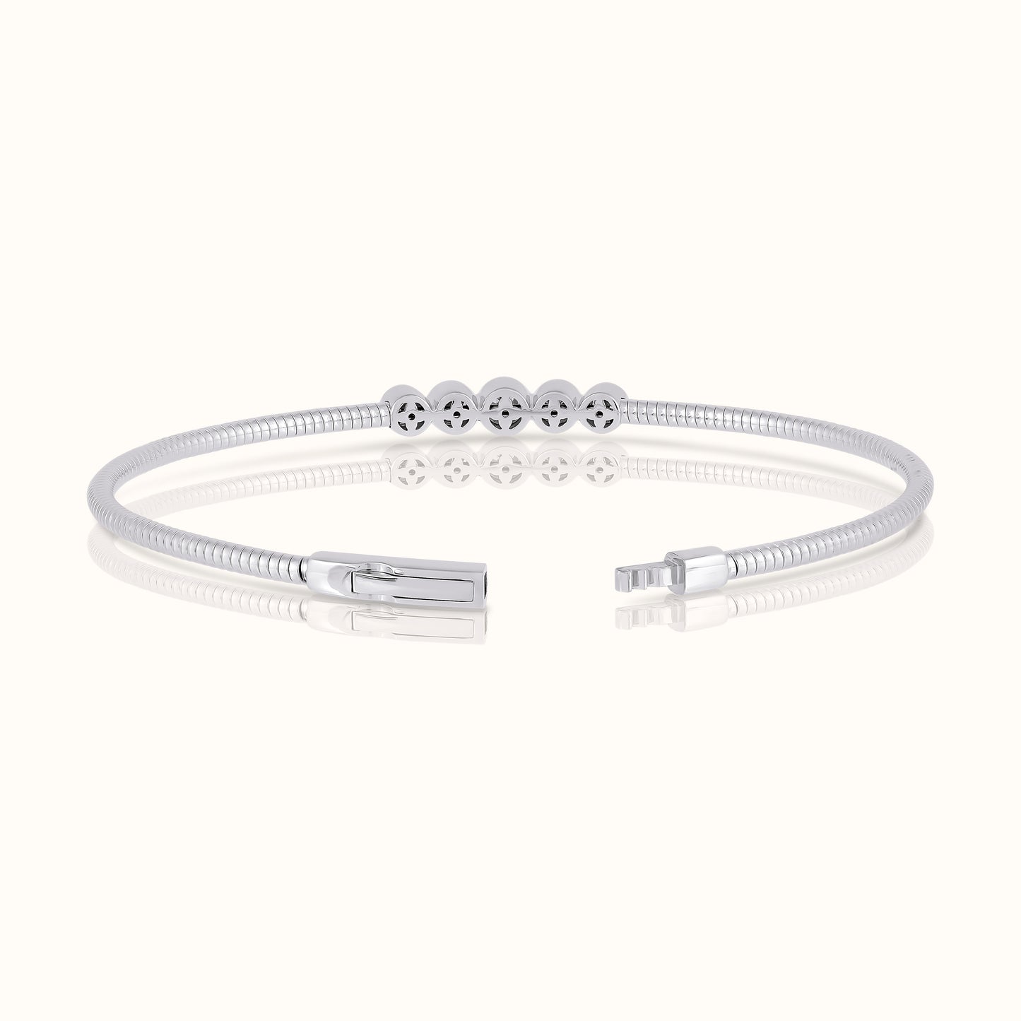 5 Station Graduate Bezel Set lab Grown Diamond Flexible Bangle