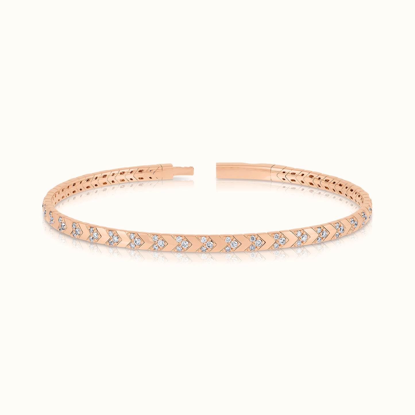 Lab Grown Diamond Arrow Flexible Bangle